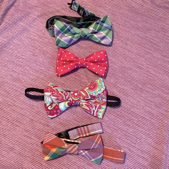 Women’s Bow-Ties Accessories - Picture 1 of 1